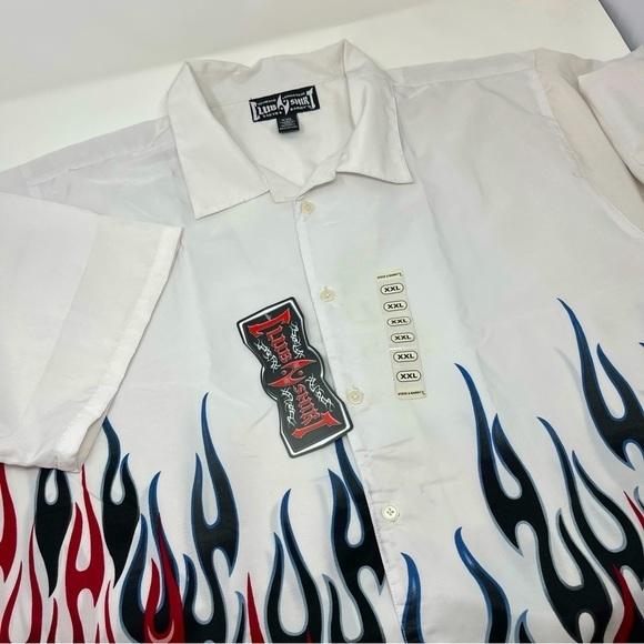 Steve & Barry Club NWT Flames Red‎ Black ButtonUp Camp Shirt Shortsleeved XXL - Picture 1 of 10